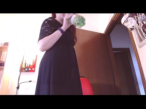 ❤️ Een onderdanige slaaf die houdt van vieze en weelderige slipjes wordt gedwongen te masturberen na het bekijken van deze video! ️❌ Russian porno at nl.porno-flix.ru ❌