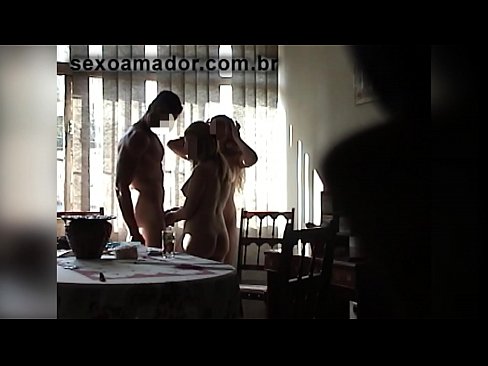 ❤️ Seksvriendinnen nodigen een reusachtige man uit en een triootje met hem ️❌ Russian porno at nl.porno-flix.ru ❌